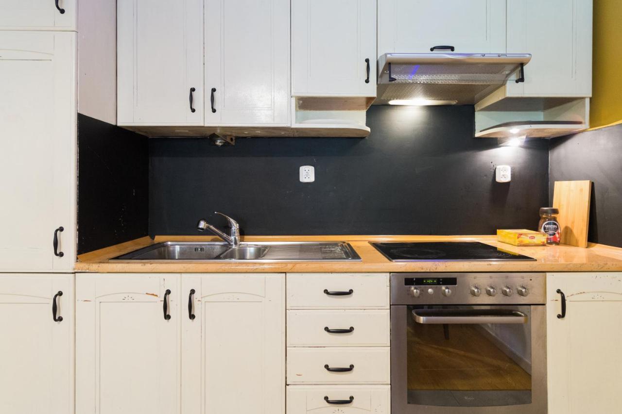 Garden Studio In The Old Town Apartment คราคูฟ ภายนอก รูปภาพ