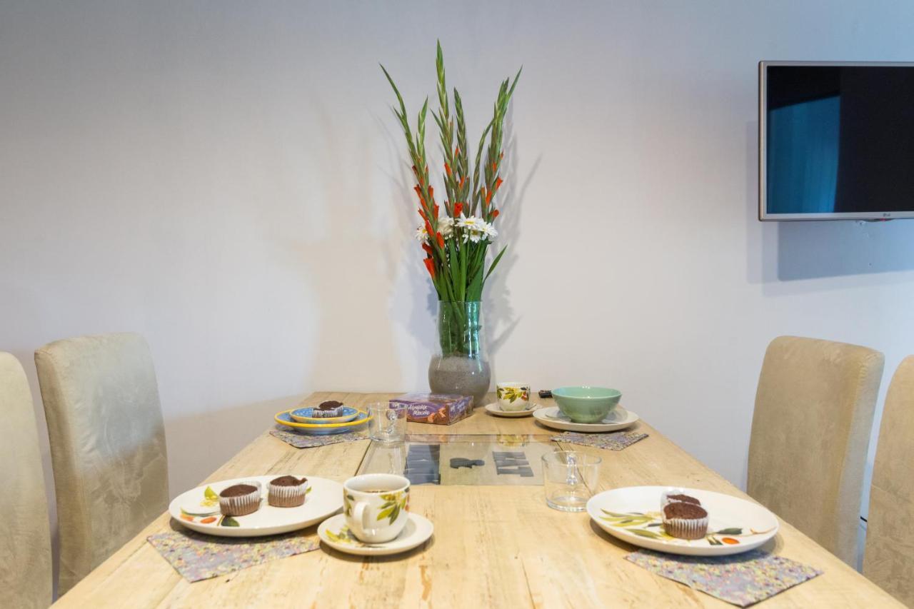 Garden Studio In The Old Town Apartment คราคูฟ ภายนอก รูปภาพ